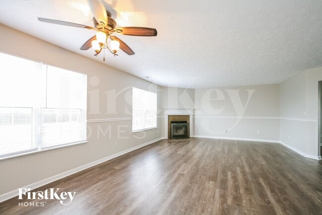 Photo - 2608 Liatris Dr