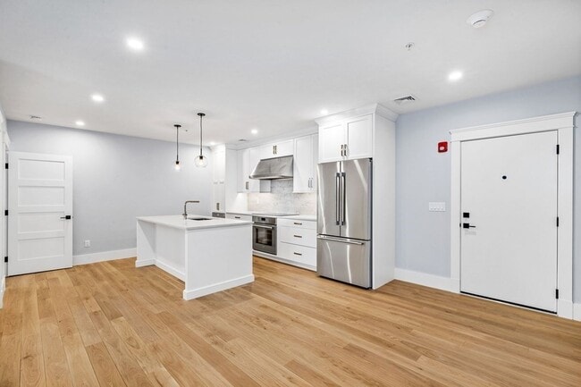 Photo - 131 Front St Condo Unit 3