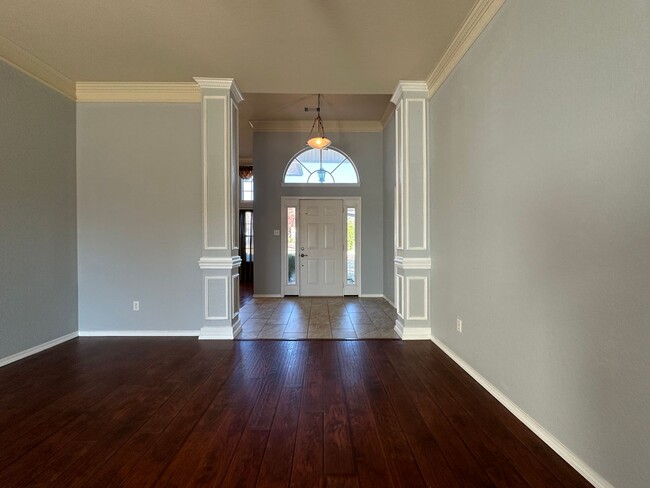 Photo - Gorgeous Brick Home for Rent! - 3 Bedroom, 2 Bath, 2 Car garage - 1,797 sf