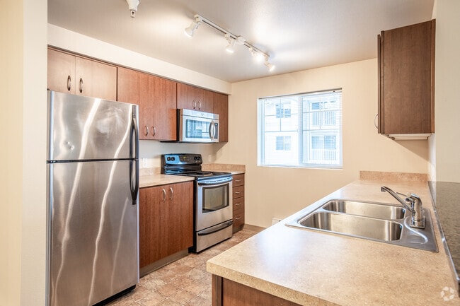 Building 15100 Apt 201 - Progress Terrace