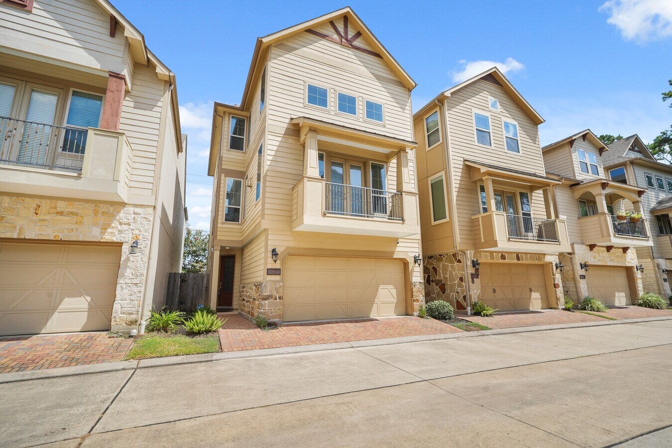 Photo - 1227 Creekside Acres Ct