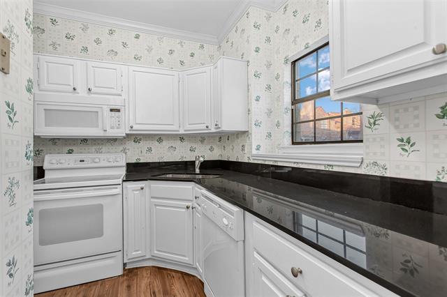 Photo - 6004 Auburndale Ave Unit F
