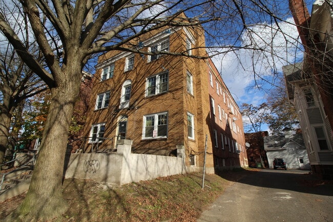 Photo - 252 Sisson Ave Unidad 4