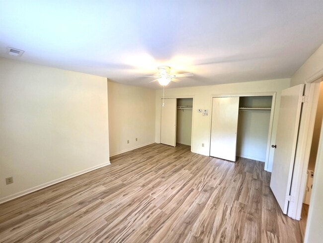 Photo - 363 S Fenwick Rd