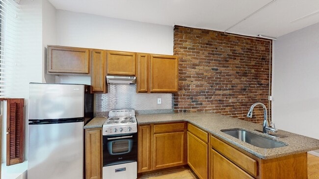Photo - 476 Shawmut Ave Unidad 1