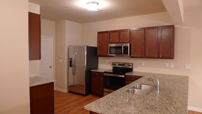 Photo - 38 Greenfield Dr