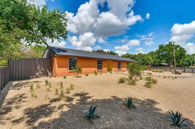 Photo - 10343 Marsh Ln