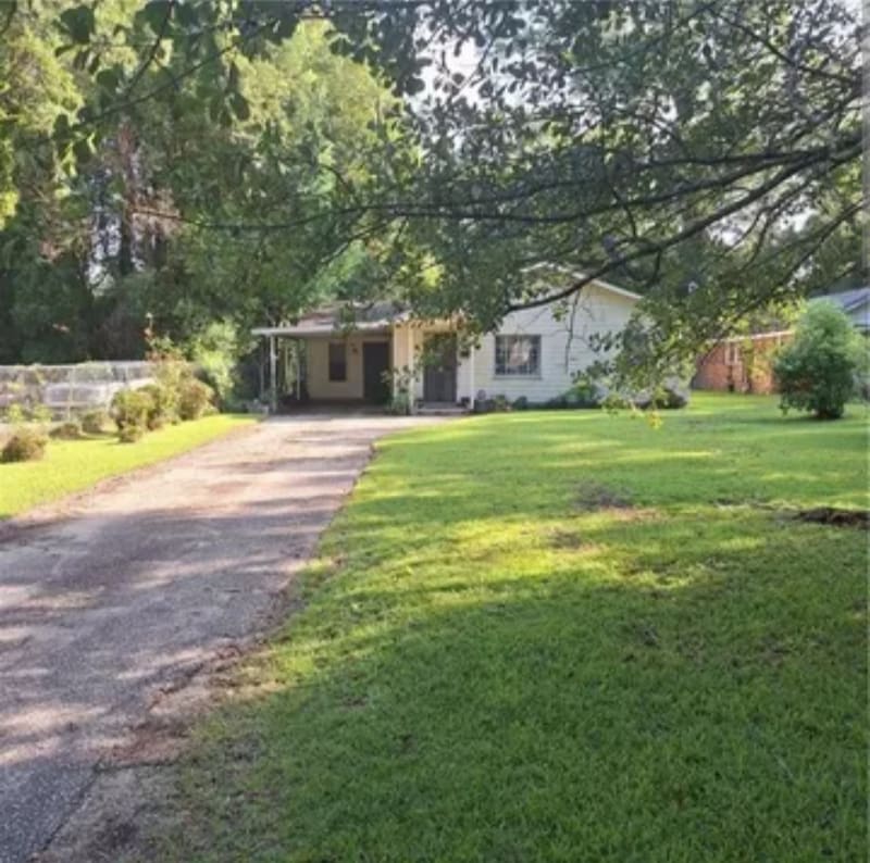 Photo - 513 W Petain St