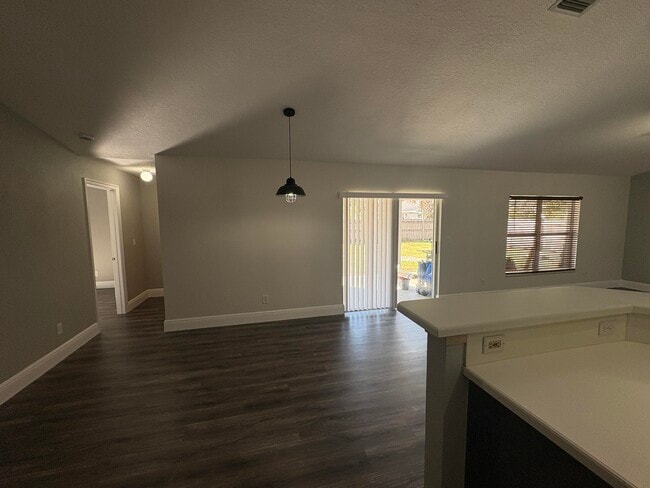 Photo - 1196 SE Puritan Ln