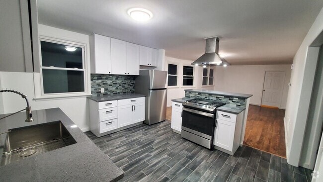 Building Photo - 252 N State St Unit 2FL Rental