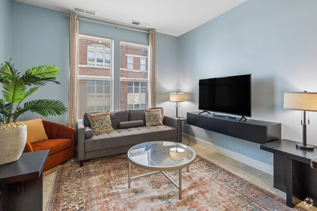 Studio - 502SF