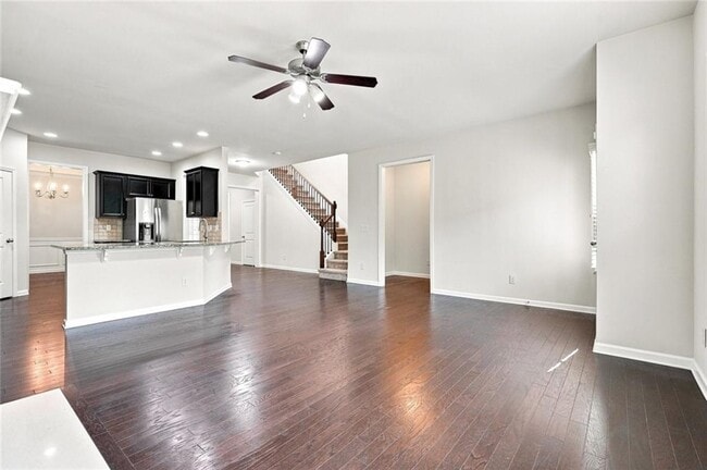 4615 Woodbine Way