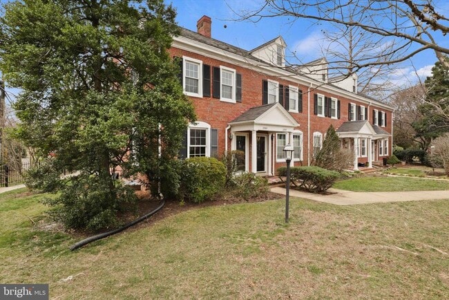 Building Photo - 3263 S Stafford St