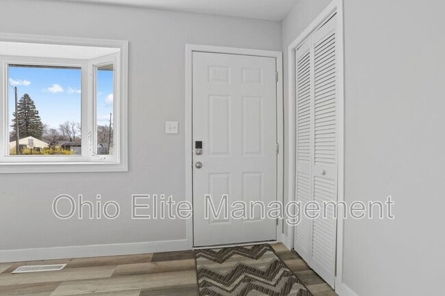 Photo - 5322 Newport Rd