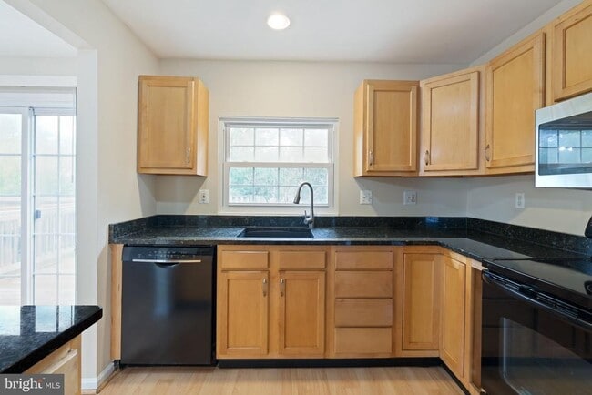Photo - 1808 Hammond Ct