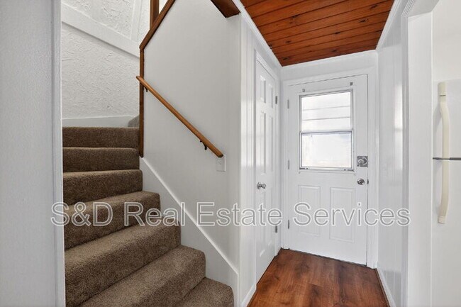 Photo - 2219 9th St SE