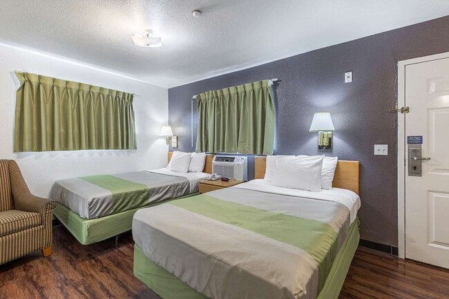 Photo - Siegel Select Houston