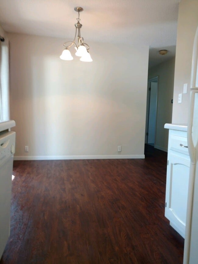 Photo - Charming 4 Bed / 1 Bath Ranch – Now Available!