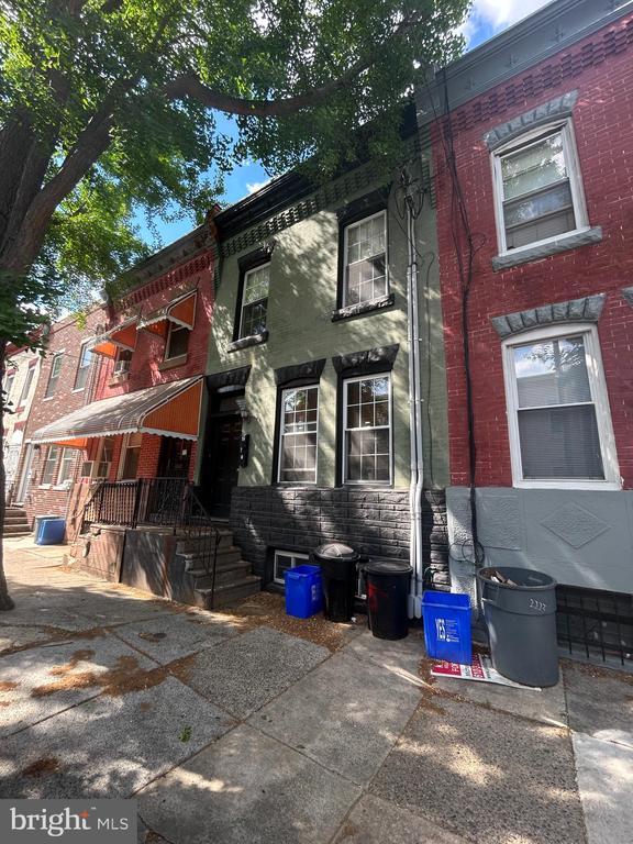 Photo - 2225 Reed St Apartment Unit 2