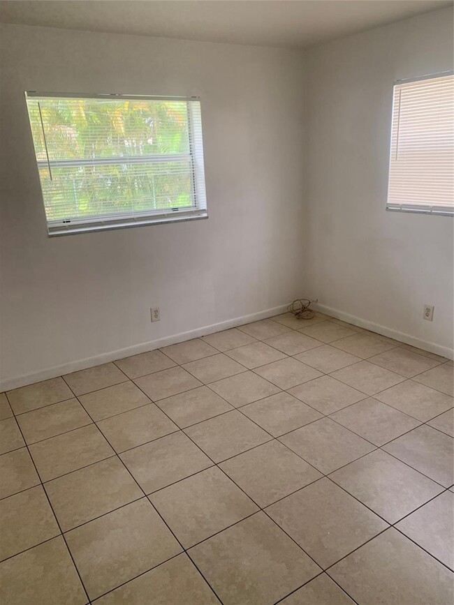 Photo - 1916 Scott St Unit A