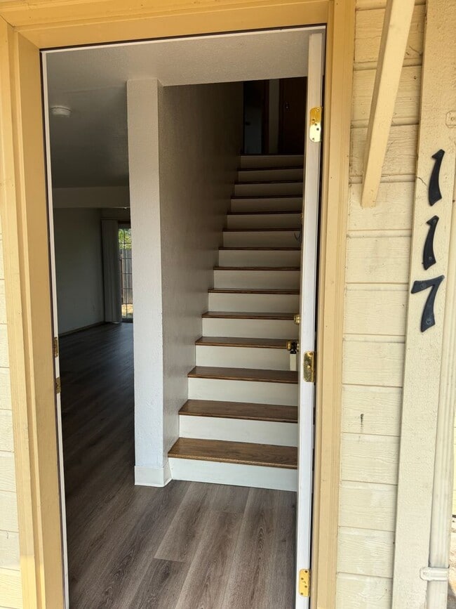 Photo - 117 Lea Ave
