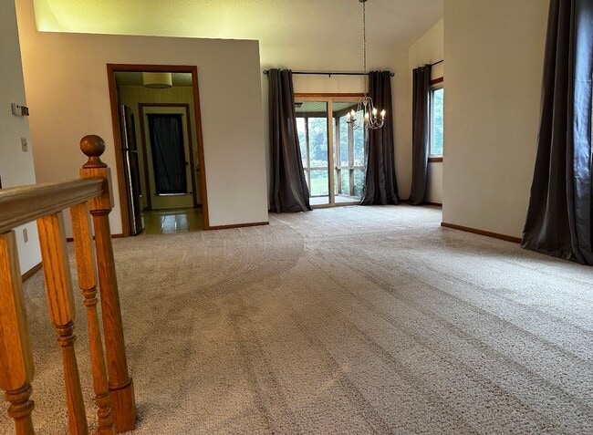 Photo - 201 - 203 Heidi Ct