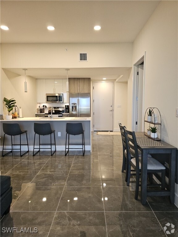 Building Photo - 26589-610 Rosewood Pointe Dr Unit A 301 Rental