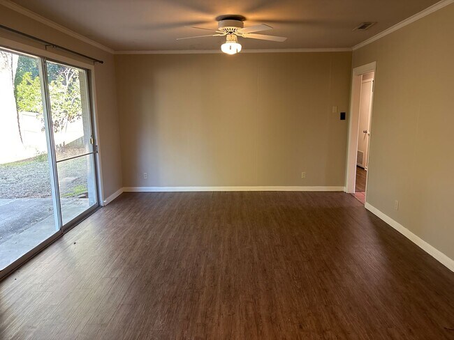 Photo - 204 Ridgecrest Dr