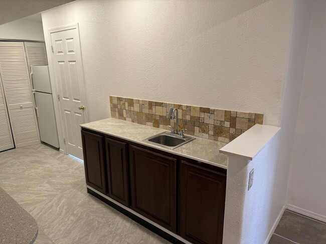 Photo - 6085 Fescue Dr