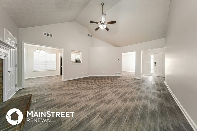 Photo - 270 Ashley Oaks Dr