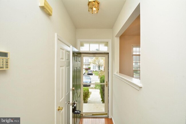 Building Photo - 4223 Devonwood Way