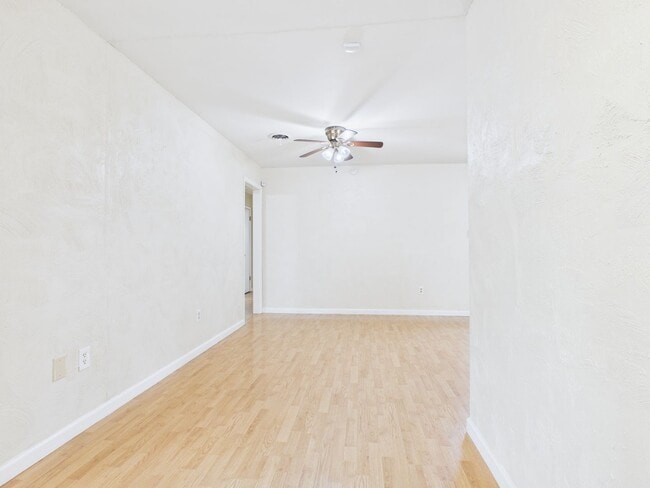 Photo - 4663 SE Brighton Dr