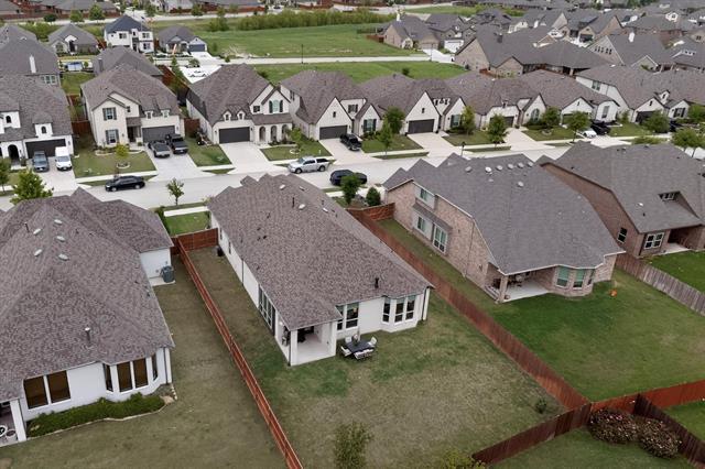 Photo - 15049 Chipwood Dr