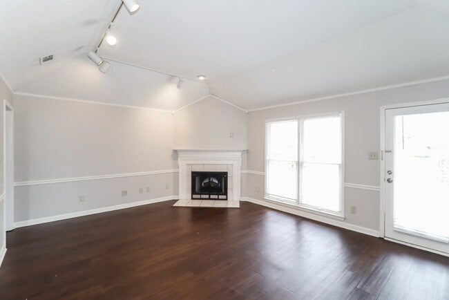 Photo - 8674 Leaf Manor Cove