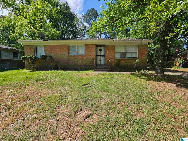Building Photo - 433 Wedgeworth Rd