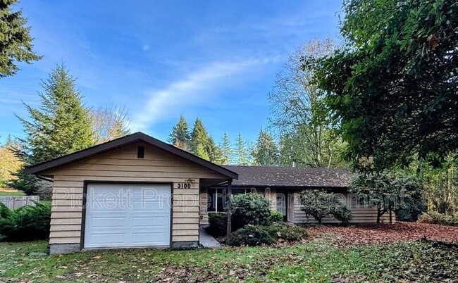 Photo - 3100 Armstrong Ln NE