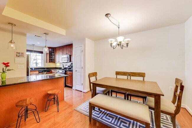 Photo - Light-filled 2bd/2ba right on S Four Mile Run $2850