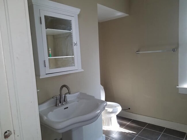 Photo - 37 S McLean Blvd Unit 2