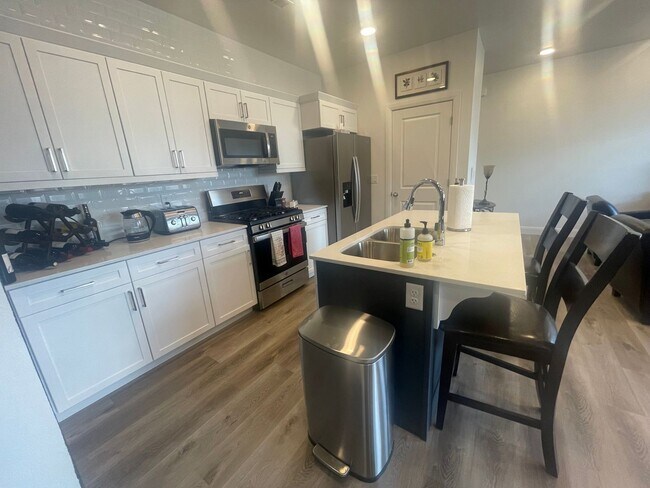 Photo - 2-Bed 2-Bath Desert Color Condo!! Unit 2-202