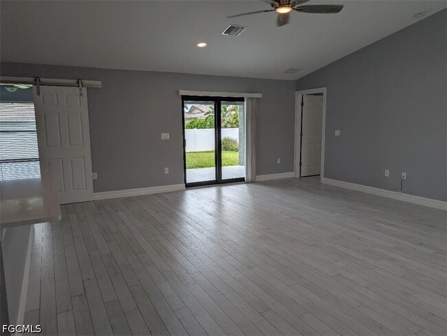 Photo - 12866 Iona Rd