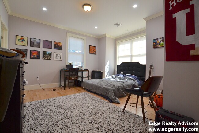Photo - 164 Bigelow St Unit 1