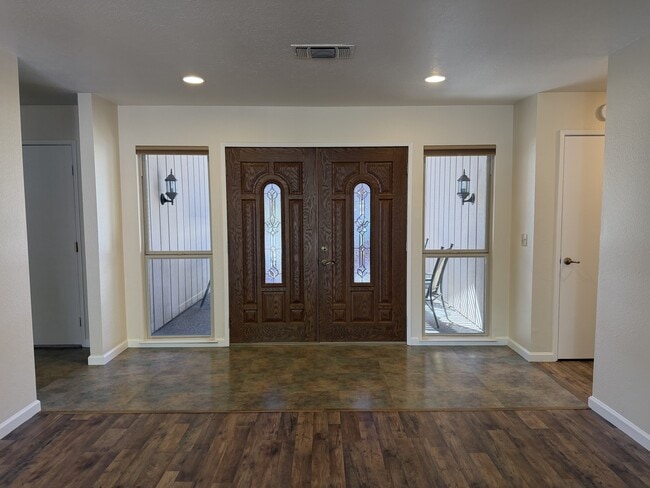 Photo - 113 Riverview Ct
