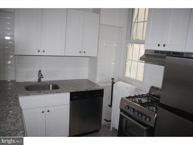 Photo - 753 S 22nd St Unit 2ND, FL.