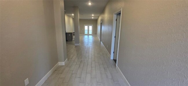 Photo - 3107 NE 46th Ave