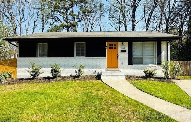 Photo - 801 Davenport St