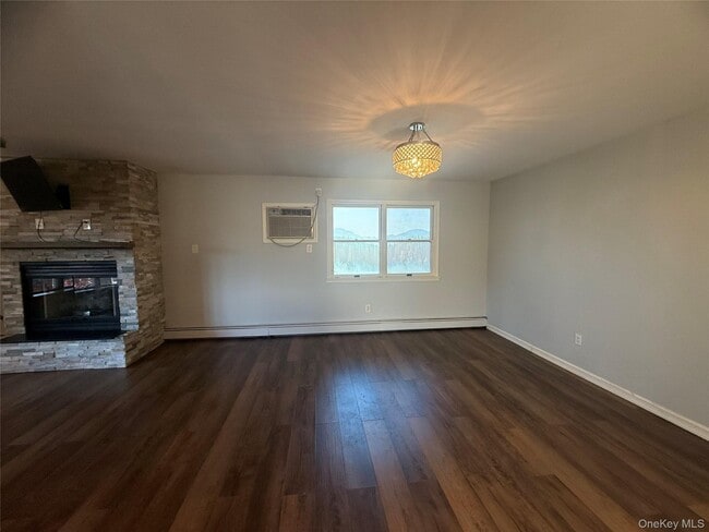 Photo - 630 Ingraham Ln