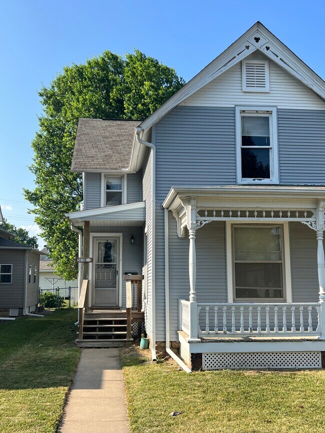 Photo - 2415 Avenue J Unit #2