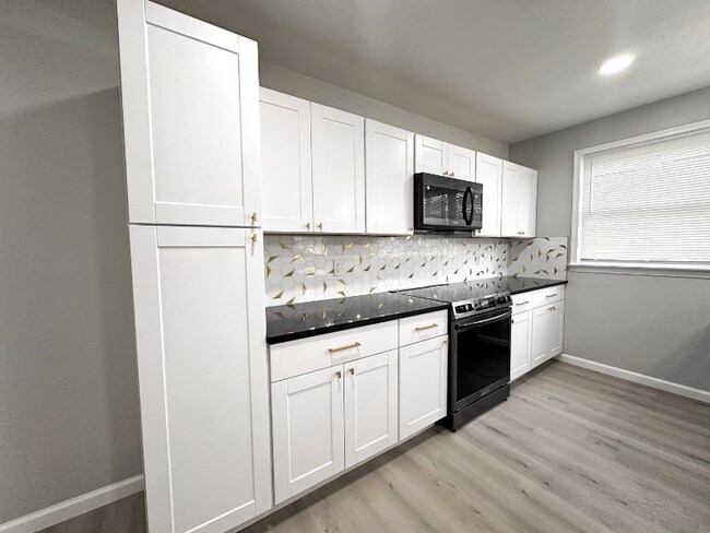 Photo - 287 Pierce St Unit 1