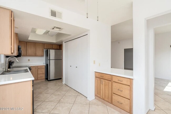 Photo - 4461 E Bullrush Ln