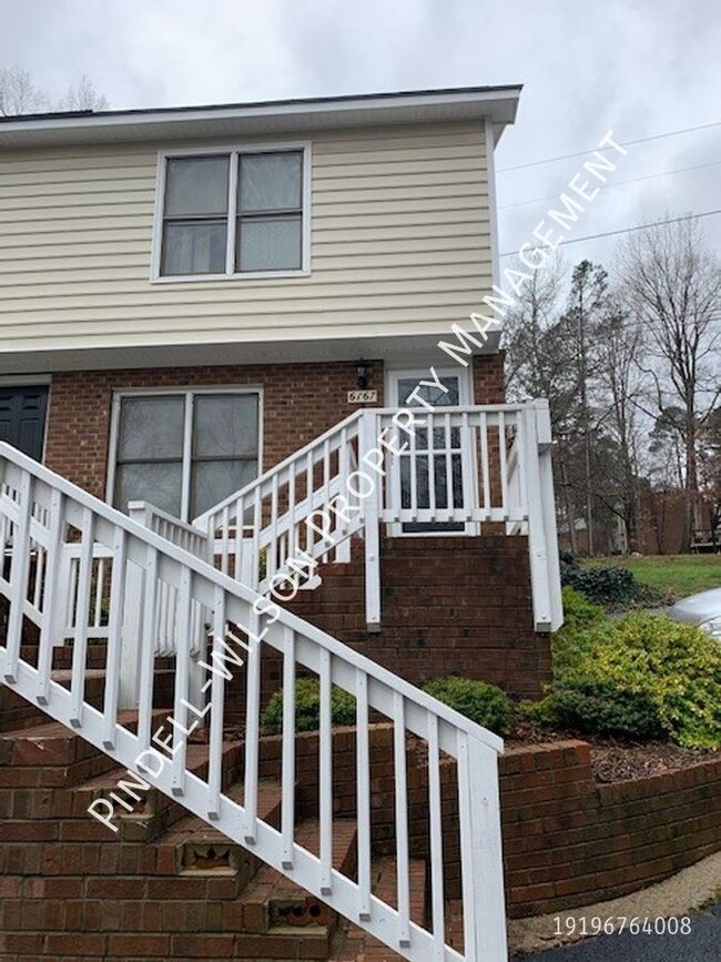 End Townhouse Unit near Glenwood Avenue MO... - End Townhouse Unit near Glenwood Avenue MO...